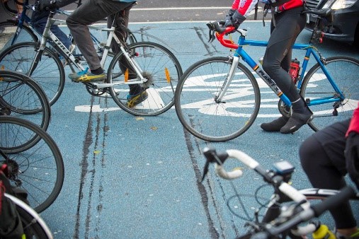 Example of cycling commuters