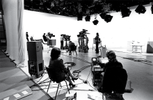 Television studio OU programme 1975 Black and white photo from 1975 of a television studio for an Open University programme.