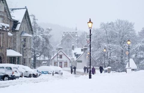 Heavy snowfall, Braemar, Scotland