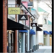 shop fronts at Macarthur Glen designer outlets
