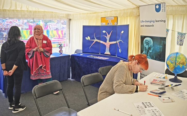 Art in the Park art workshop