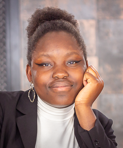 Lizzy Vimbisai Pswarai