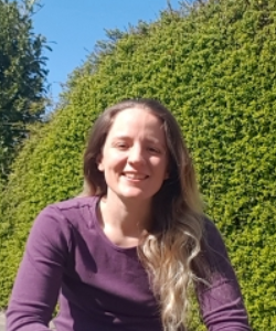Dr Wendi Bacon