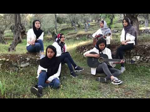 Afghanistan women singing