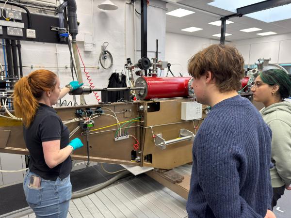 Zoe explaining how the AALGG works to University of Southampton Undergraduate students.