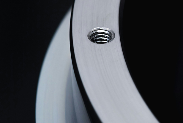 Black and white round frame - 61302 - Photo by Greg Rosenke on Unsplash