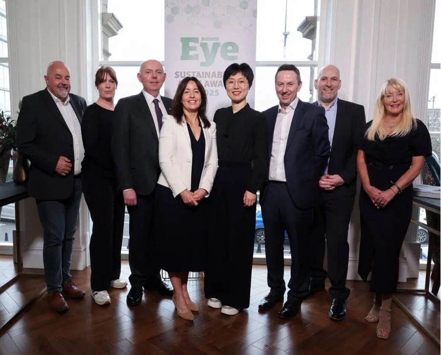 L-R - Richard Buckley - Business Eye, Louise Carson - Diageo, Mark Durkin - Open University, Tanya Anderson - Bank of Ireland, Professor Shuang Ren - Queen’s Business School, Brian Donaldson - Maxol, Simon Mann - Bauer Media & Brenda Buckley - Business Eye